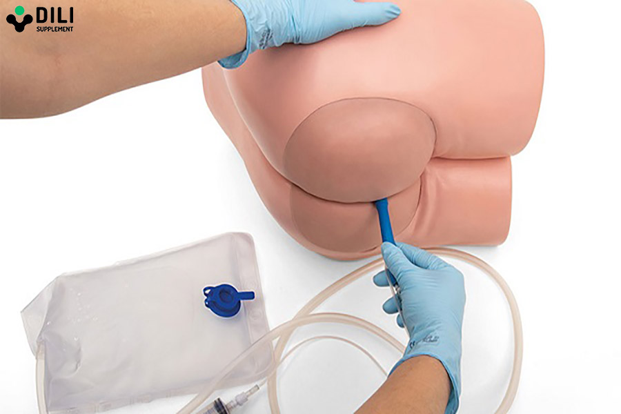 công dụng và cơ chế hoạt động của thuốc bơm hậu môn trị táo bón cho người lớn
