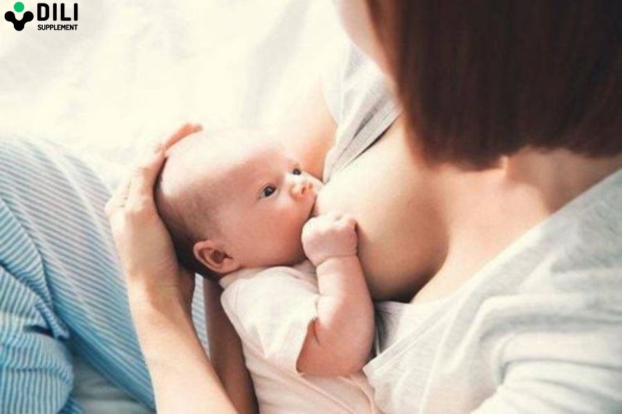 trẻ sơ sinh đi ngoài có bọt 3