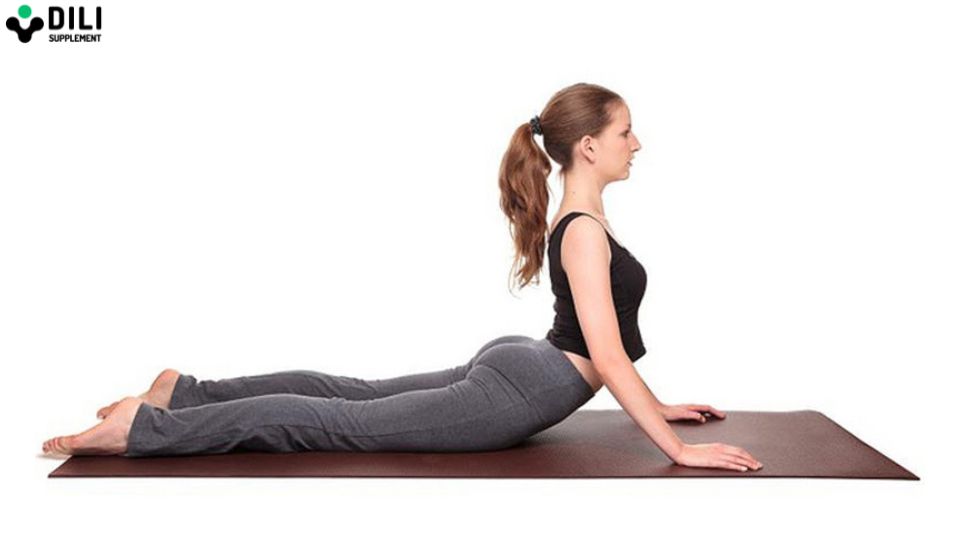 Mẹo chữa trào ngược dạ dày tại nhà yoga rắn hổ mang